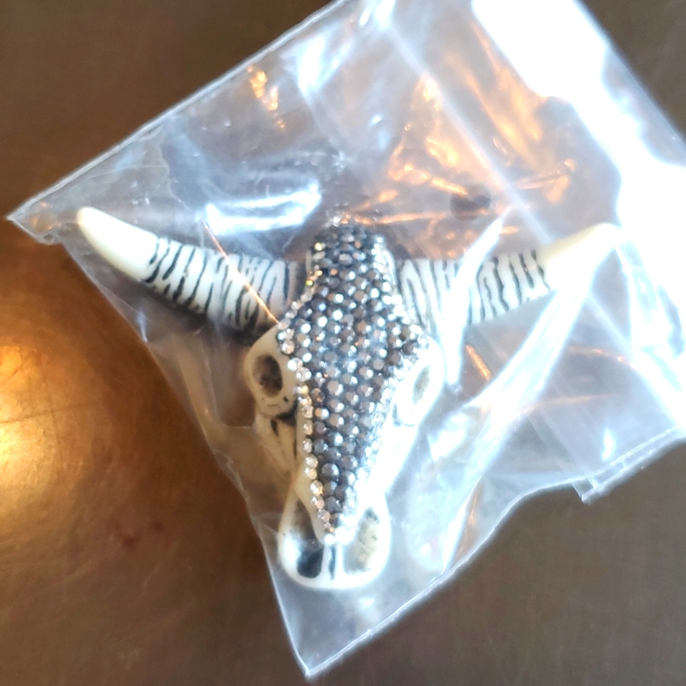 Beaded cow skull charm - NEW